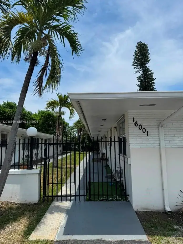 16001 NE 18th Pl # 3, North Miami Beach FL 33162