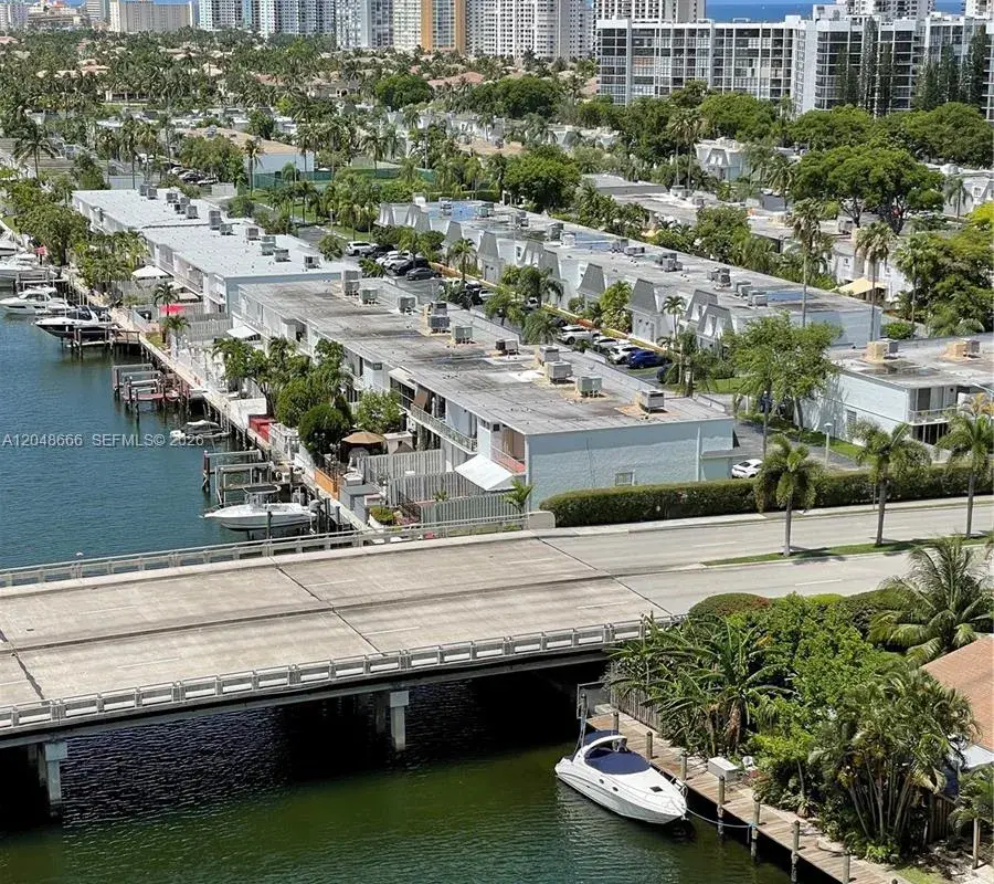 2500 PARKVIEW DR # 1405, Hallandale Beach FL 33009
