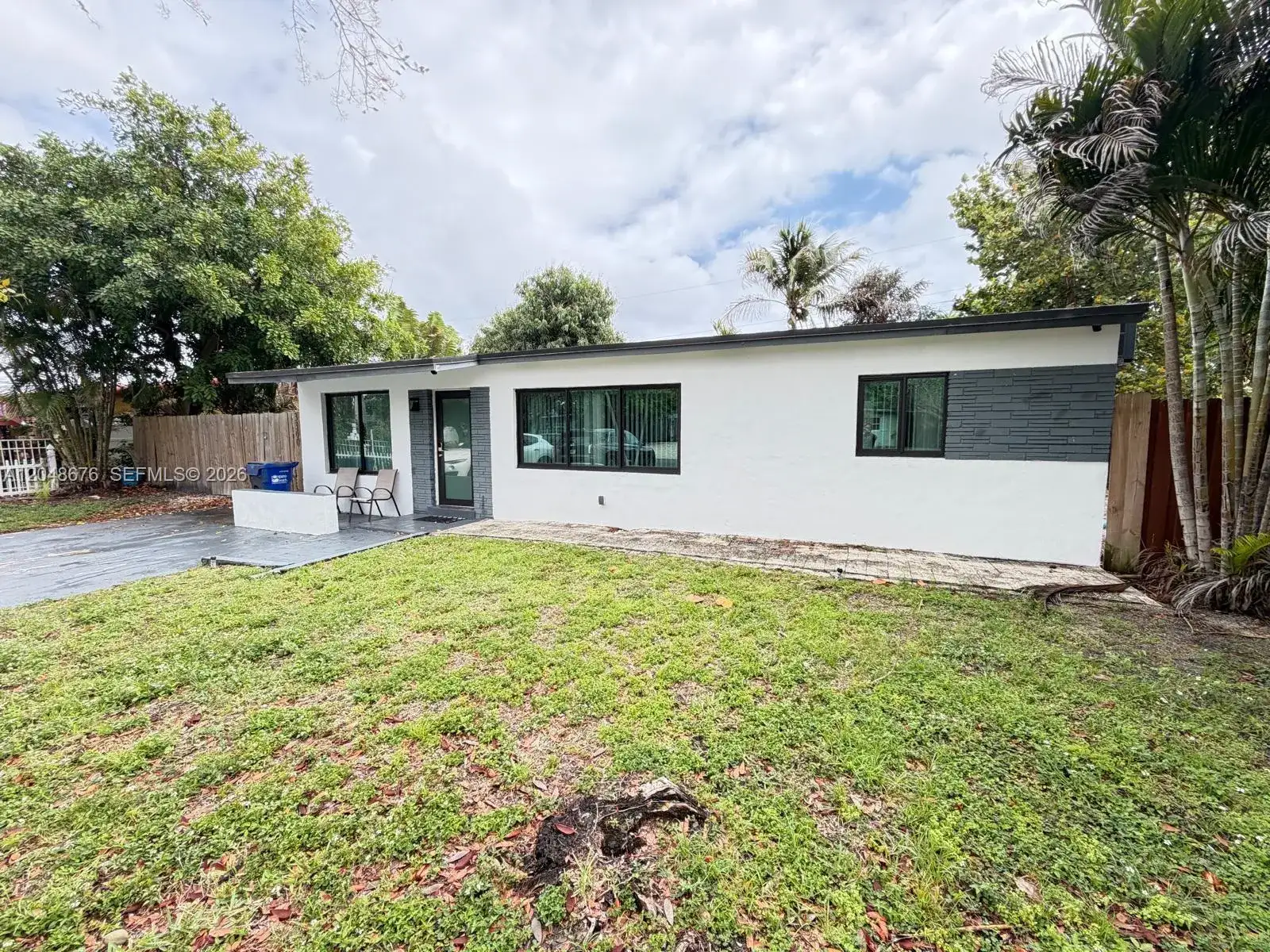 3360 NE 12th Ter, Pompano Beach FL 33064 photo 2