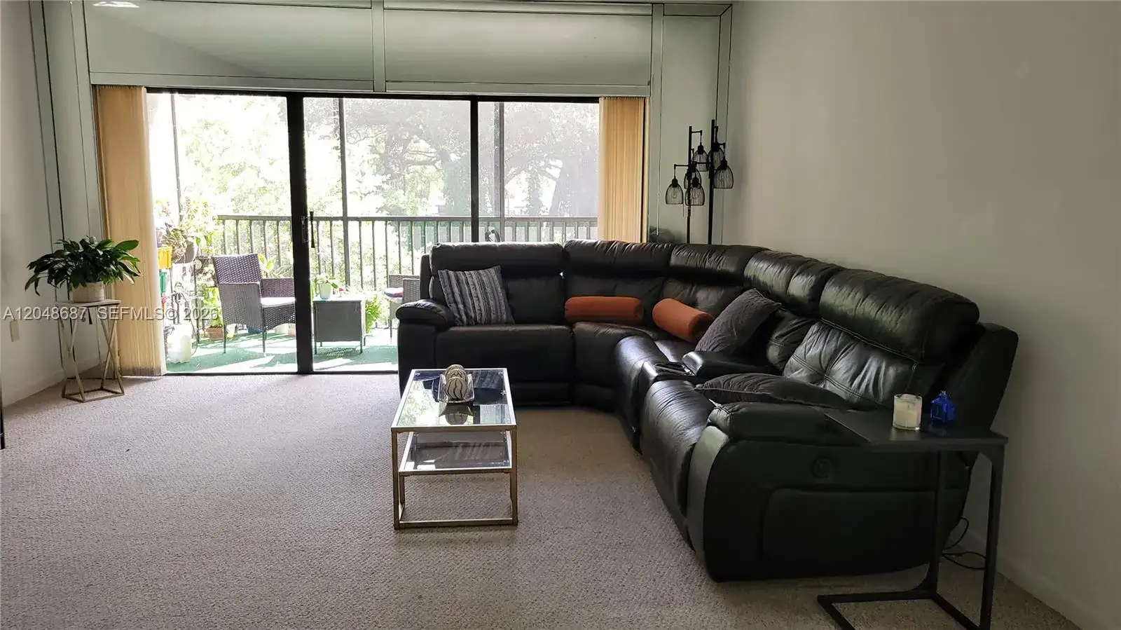 461 Ives Dairy Rd # 2, Miami FL 33179 photo 4