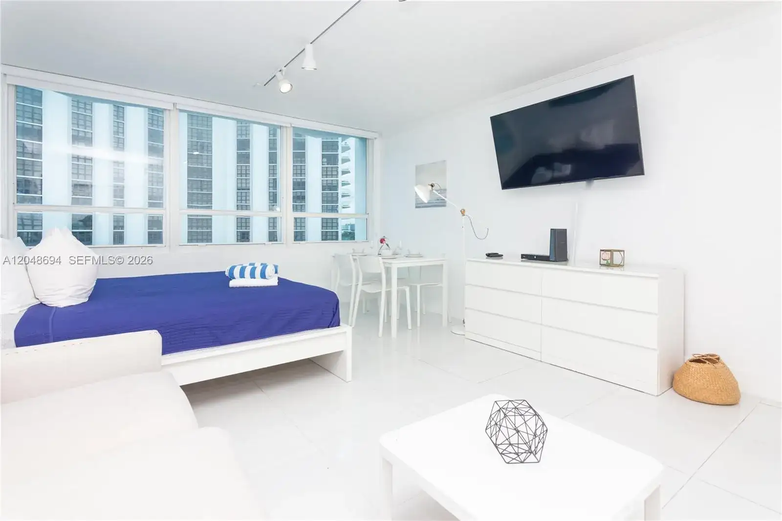 5445 Collins Ave # 908, Miami Beach FL 33140 photo 3