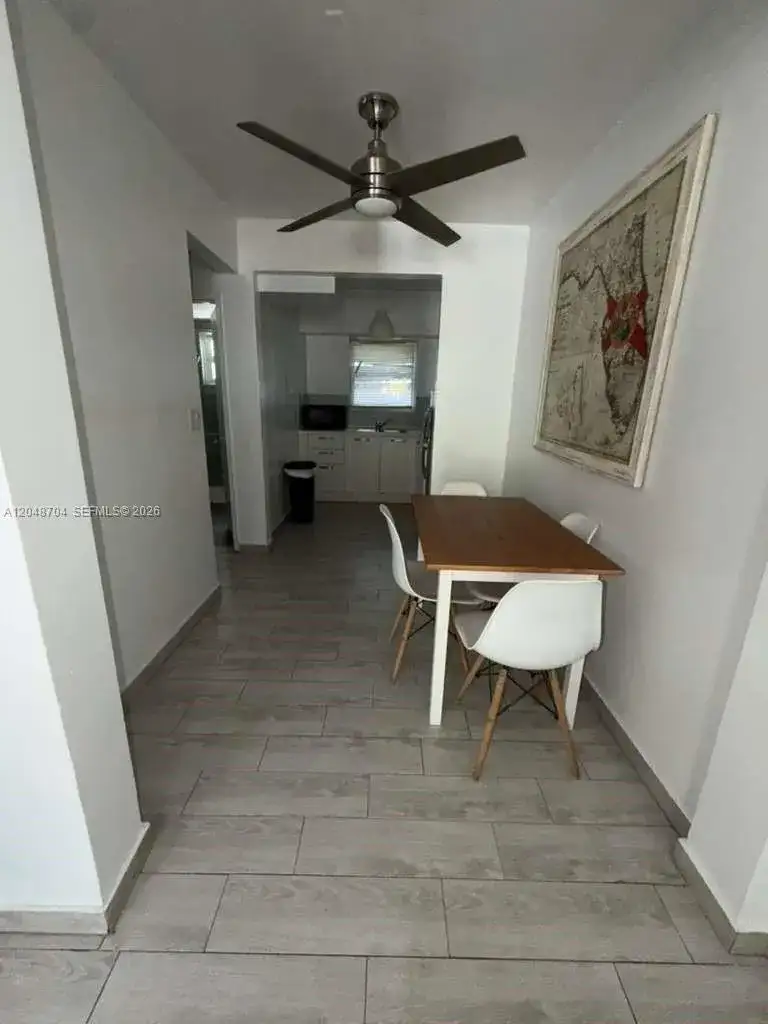 1600 Pennsylvania Ave # 7, Miami Beach FL 33139 photo 3