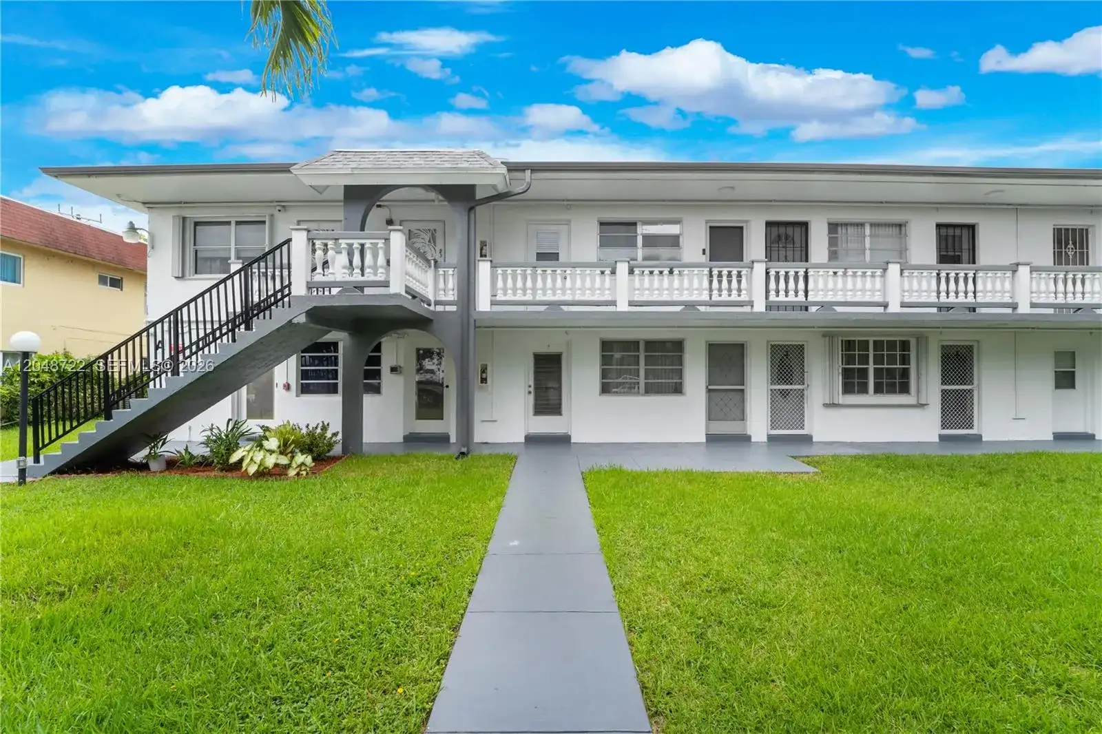 20337 NE 2nd Ave # 2, Miami FL 33179 photo 2