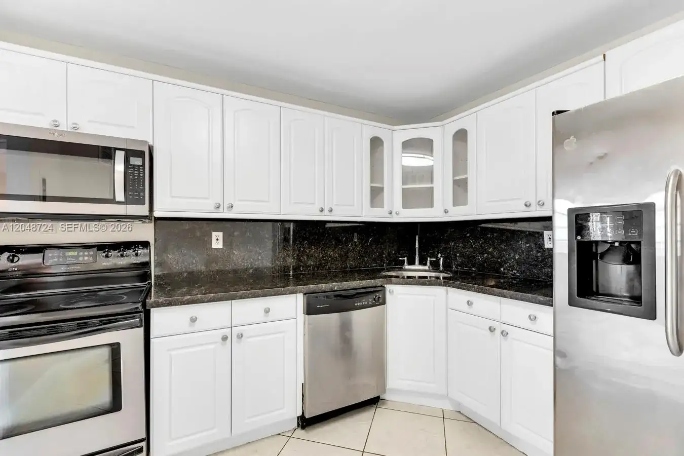 2750 NE 183rd St # 806, Aventura FL 33160 photo 2
