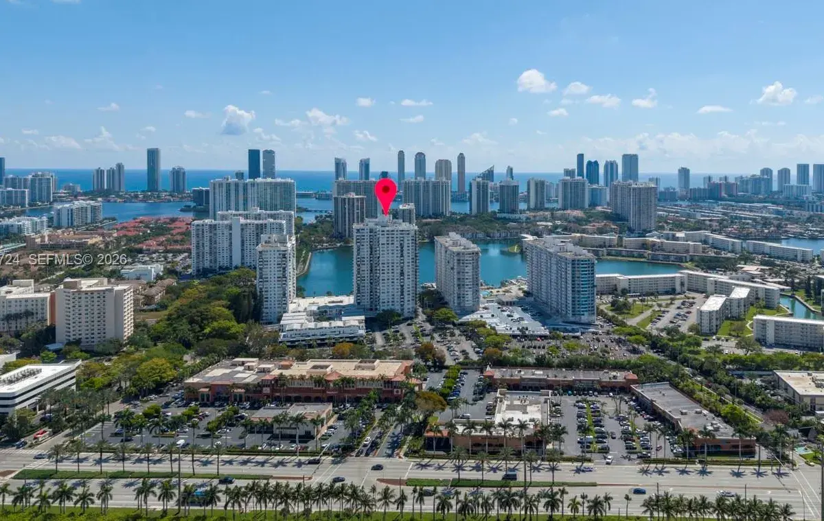 2750 NE 183rd St # 806, Aventura FL 33160
