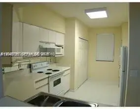 3245 NE 184th St # 13111, Aventura FL 33160