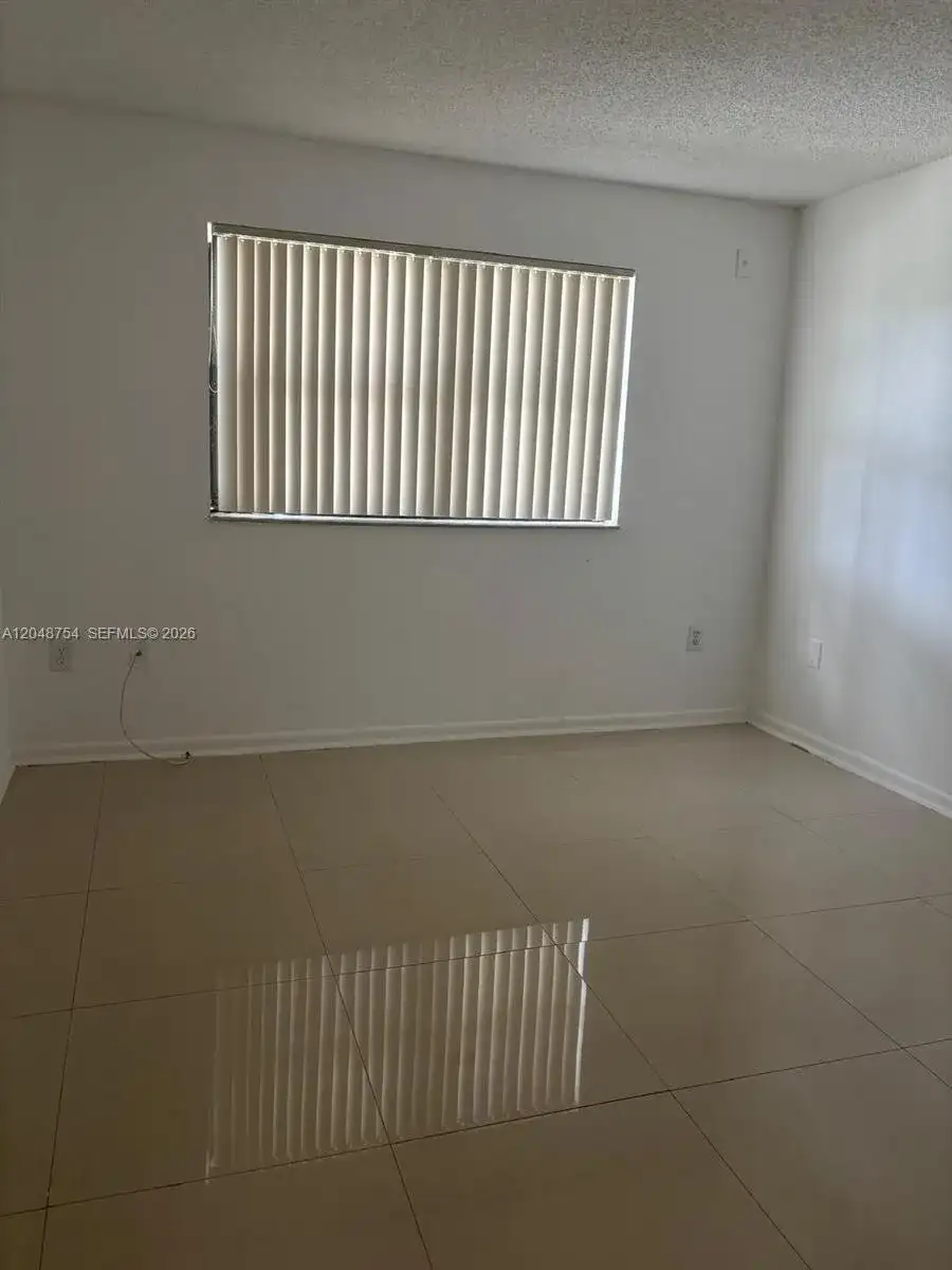7110 NW 179th St # 211, Hialeah FL 33015 photo 5
