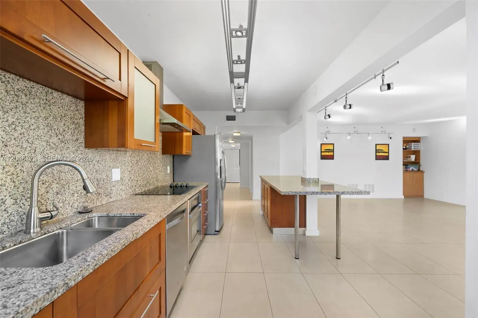 181 Crandon Blvd # 301, Key Biscayne FL 33149