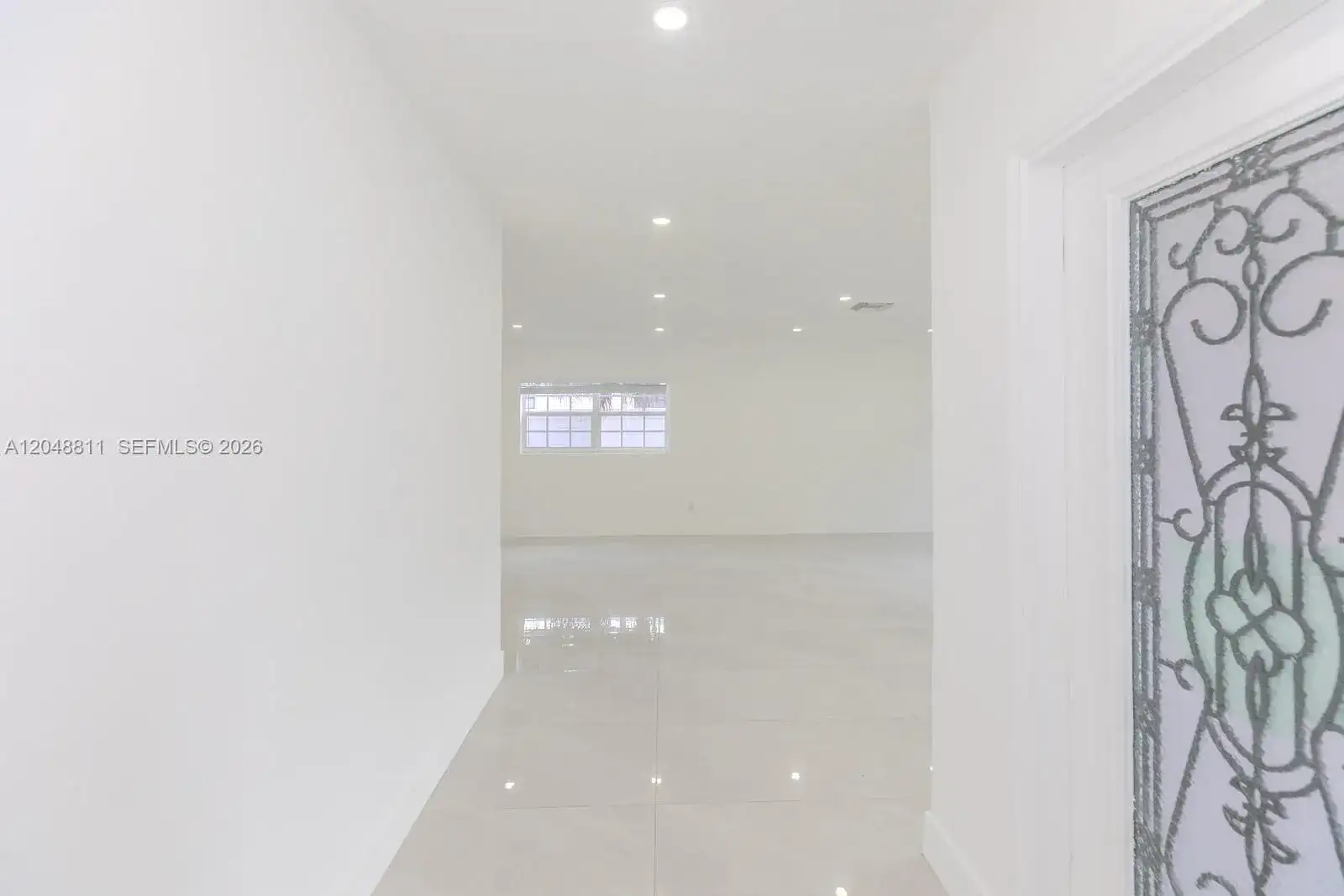 913 NE 2nd St, Hallandale Beach FL 33009 photo 4