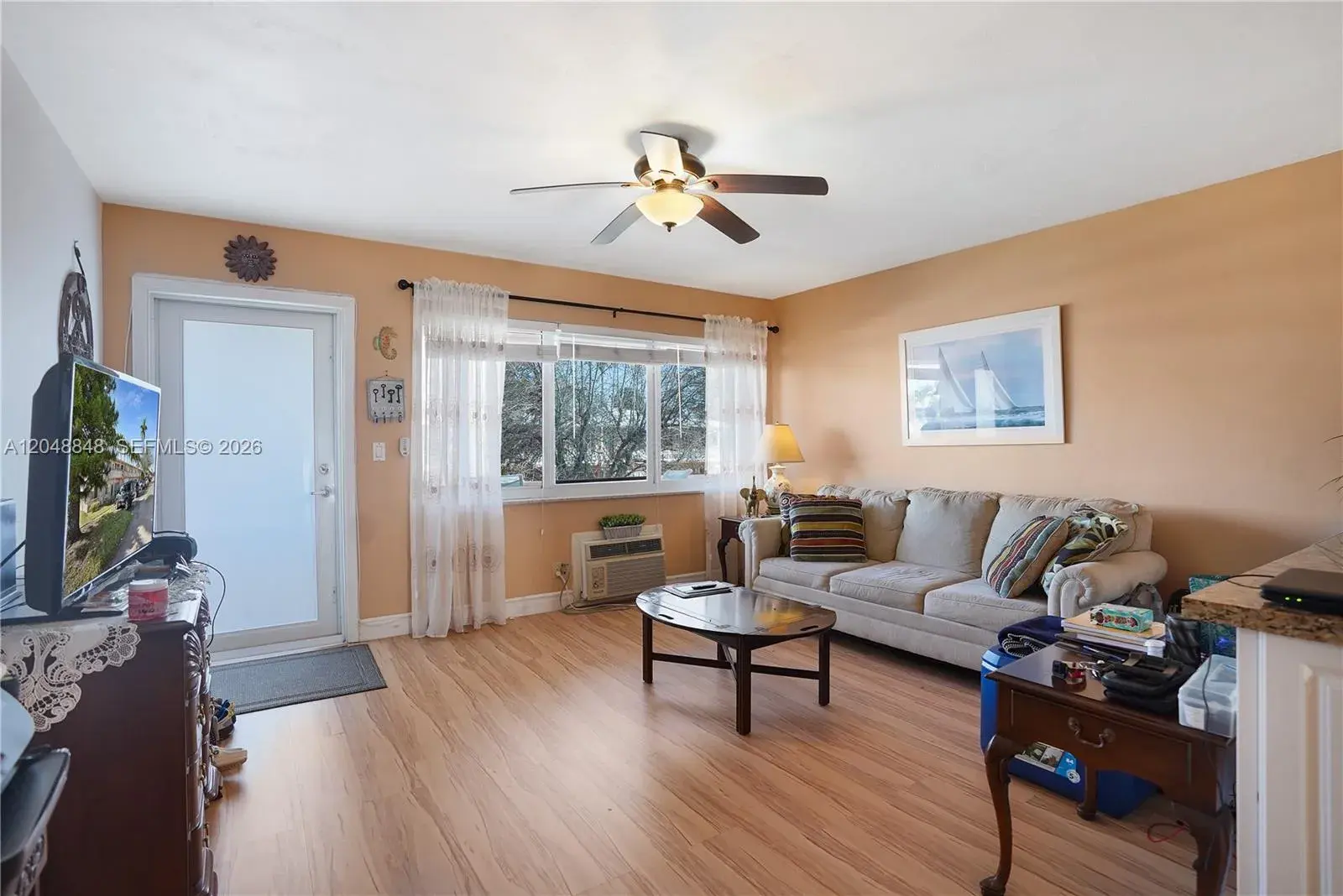 1000 SW 11 AVE # 17E, Hallandale Beach FL 33009