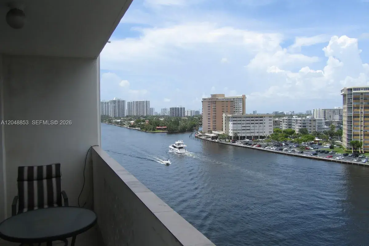 1833 S Ocean Dr # 911, Hallandale Beach FL 33009