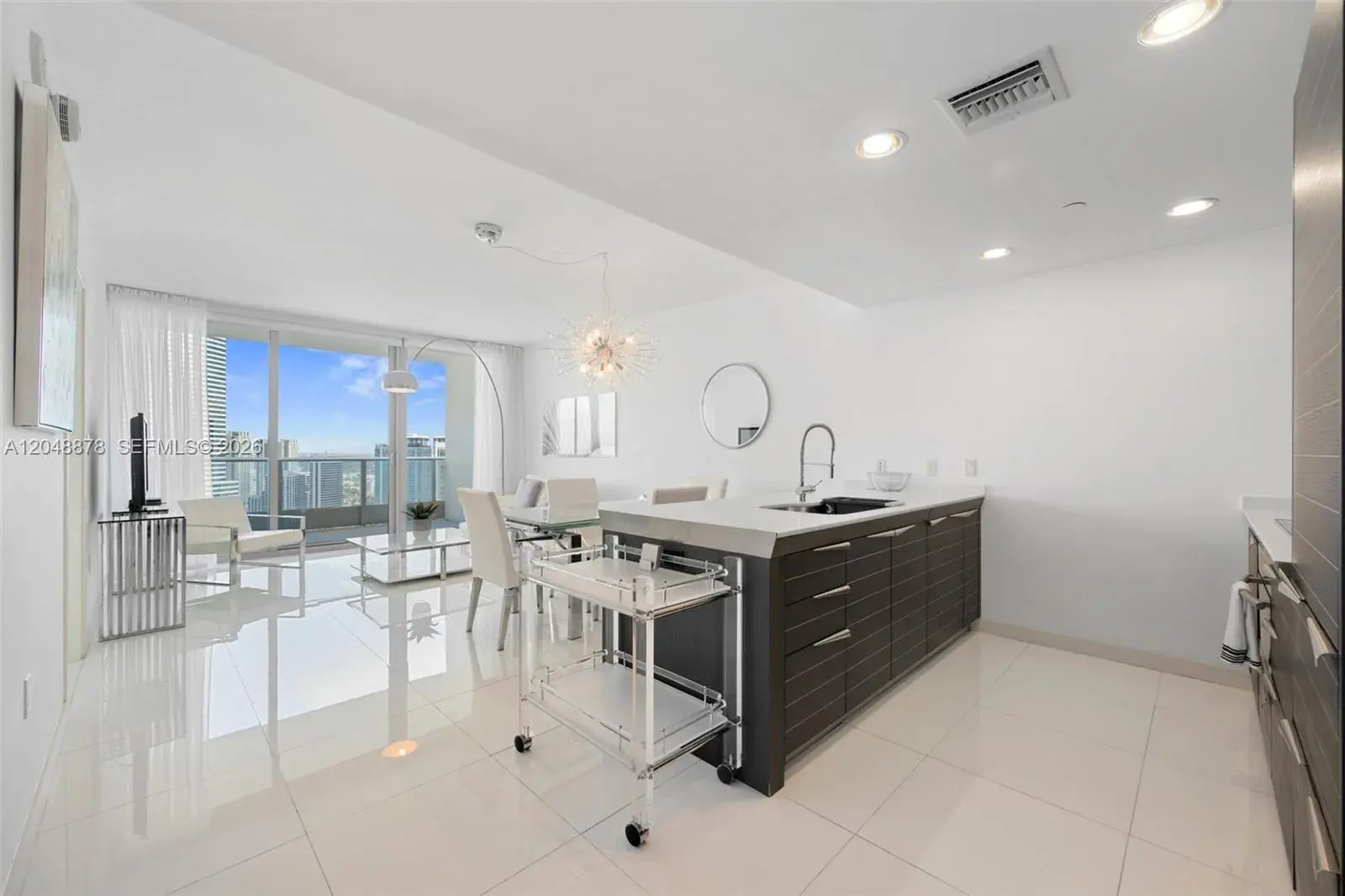 200 Biscayne Boulevard Way # 4314, Miami FL 33131