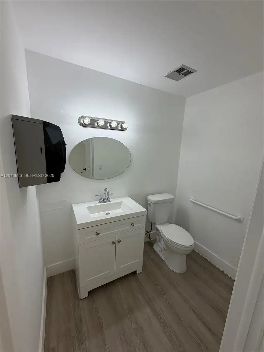503 SW 12th Ave, Miami FL 33130 photo 3