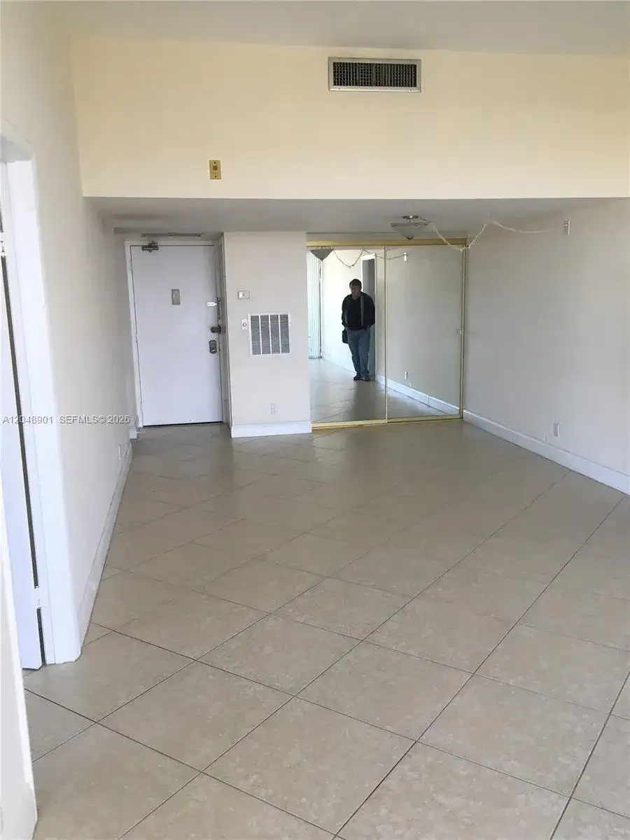 20379 W Country Club Dr # 32, Aventura FL 33180 photo 5