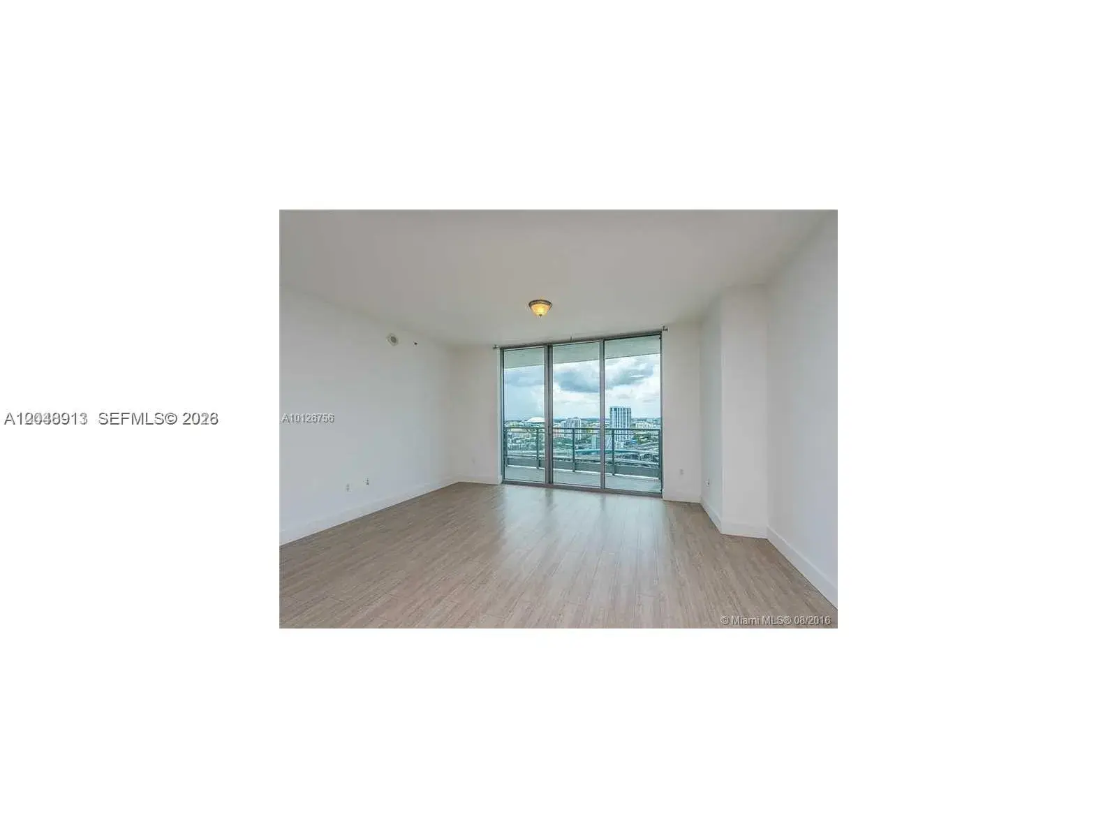 90 SW 3rd St # 2609, Miami FL 33130