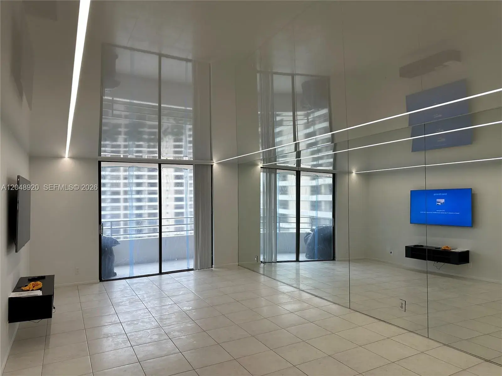 600 Three Islands Blvd # 1113, Hallandale Beach FL 33009