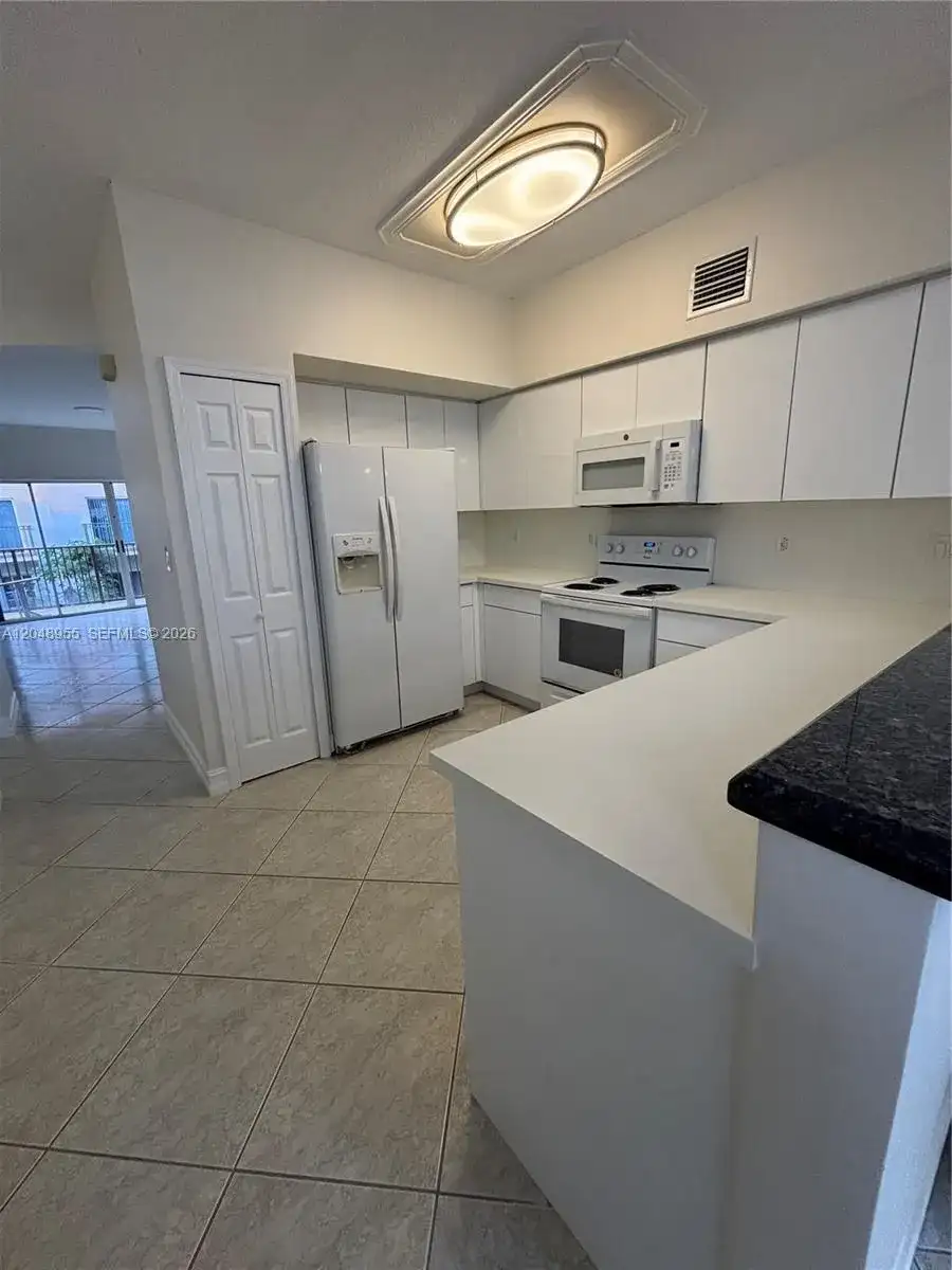 10151 SW 154th Cir Ct # 4, Miami FL 33196 photo 4