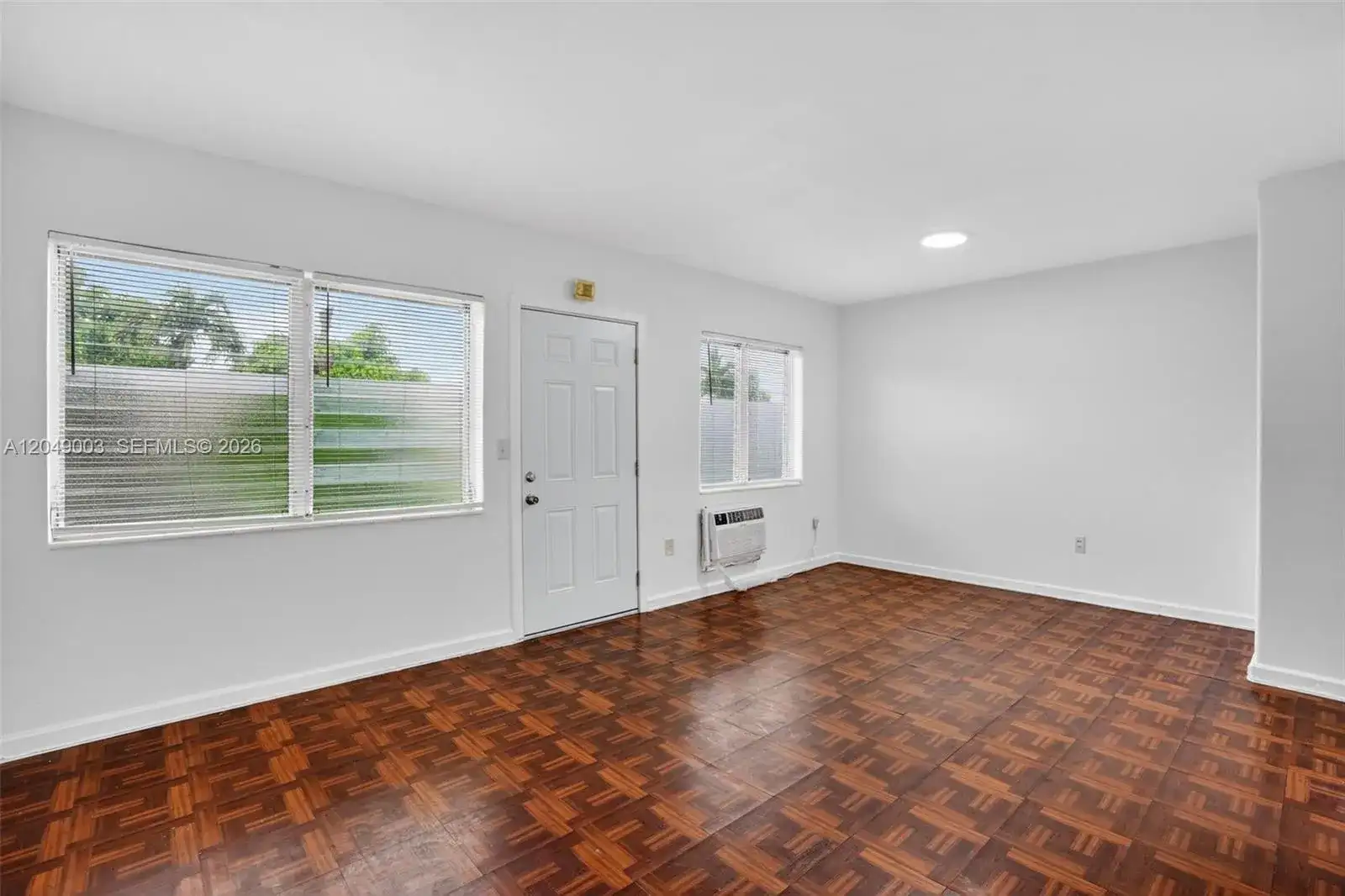 2170 NW Flagler Ter, Miami FL 33125 photo 4
