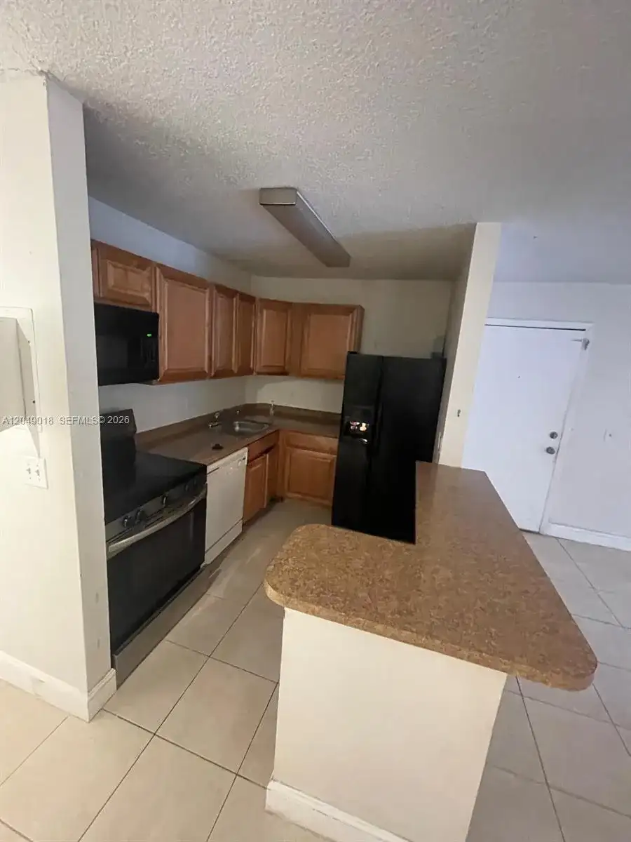 10773 Cleary Blvd # 103, Plantation FL 33324 photo 3