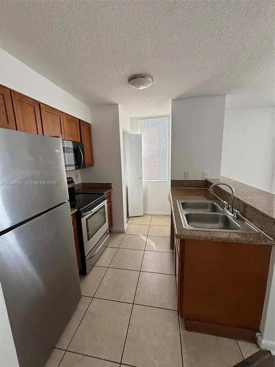 219 NW 12th Ave # 911, Miami FL 33128 photo 5
