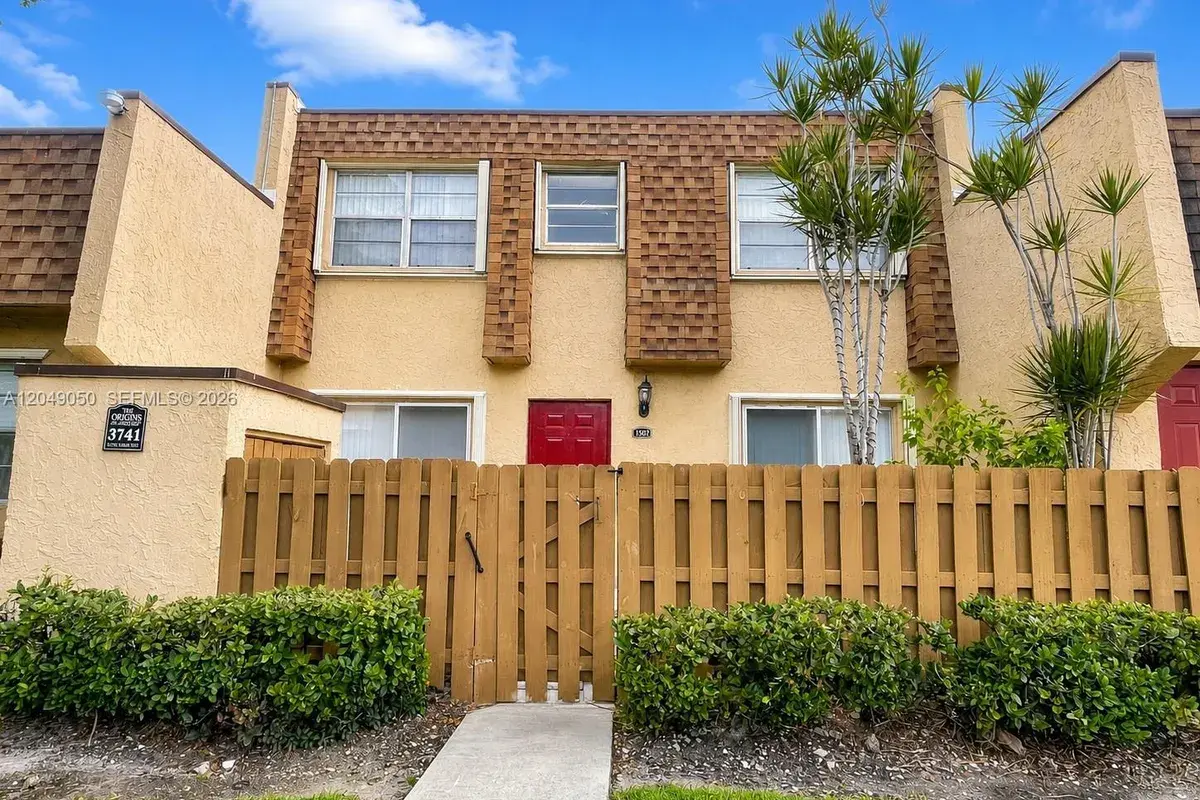 3741 NW 95th Ter # 1502, Sunrise FL 33351