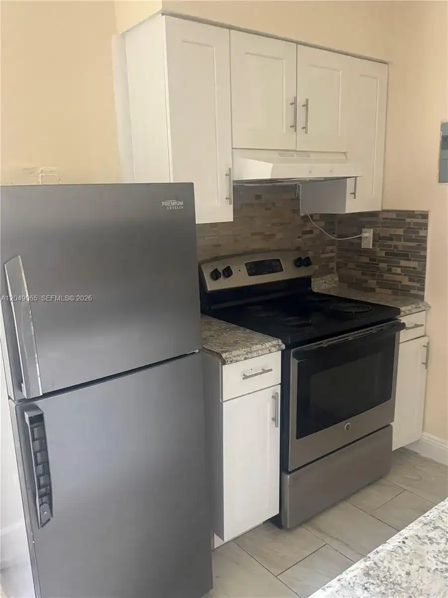 7620 Kimberly Blvd # 2D, North Lauderdale FL 33068