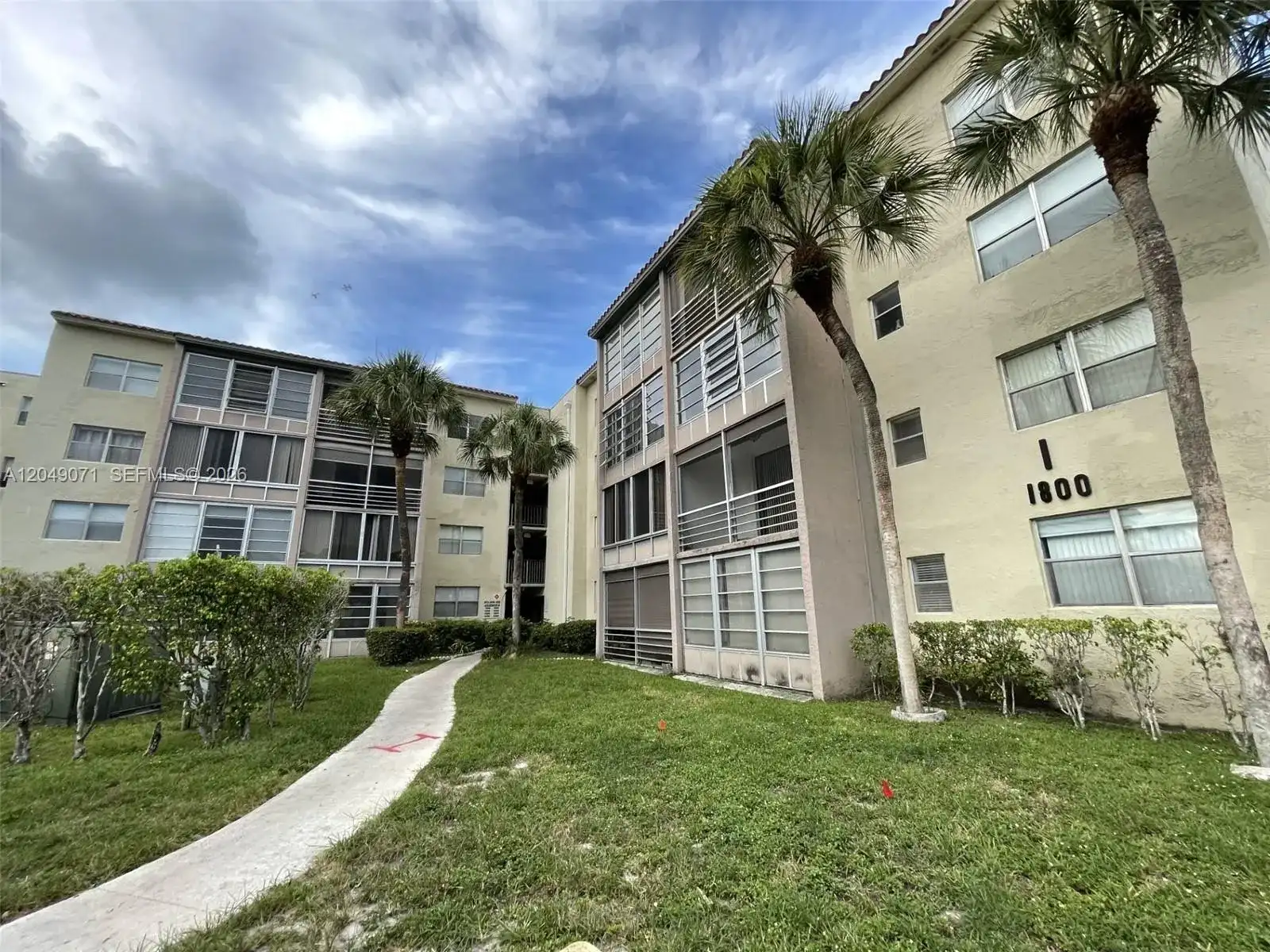 1800 SW 81st Ave # 1111, North Lauderdale FL 33068