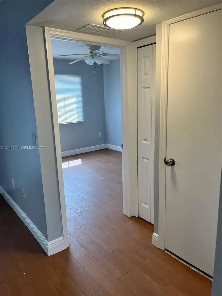 1261 SE 27th St # 104, Homestead FL 33035 photo 5