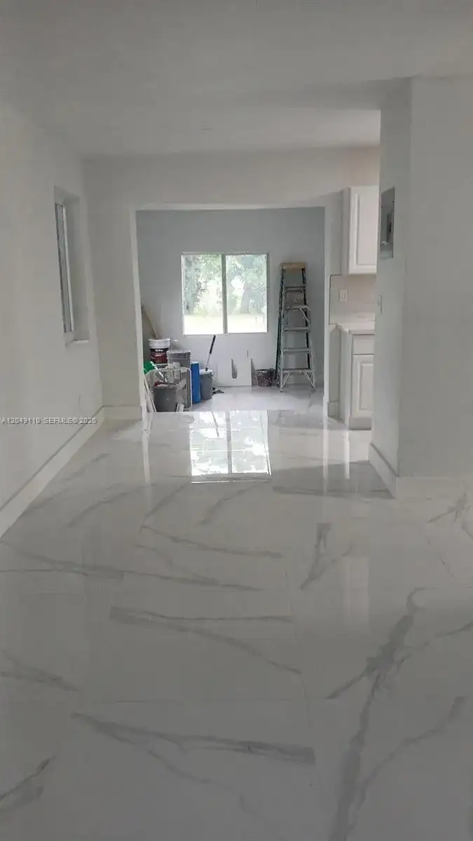 3751 SW 31st Dr, West Park FL 33023 photo 2