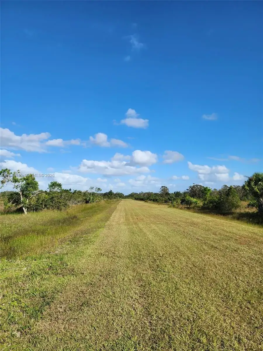 18717 NW 258 st, Okeechobee FL 34972 photo 3