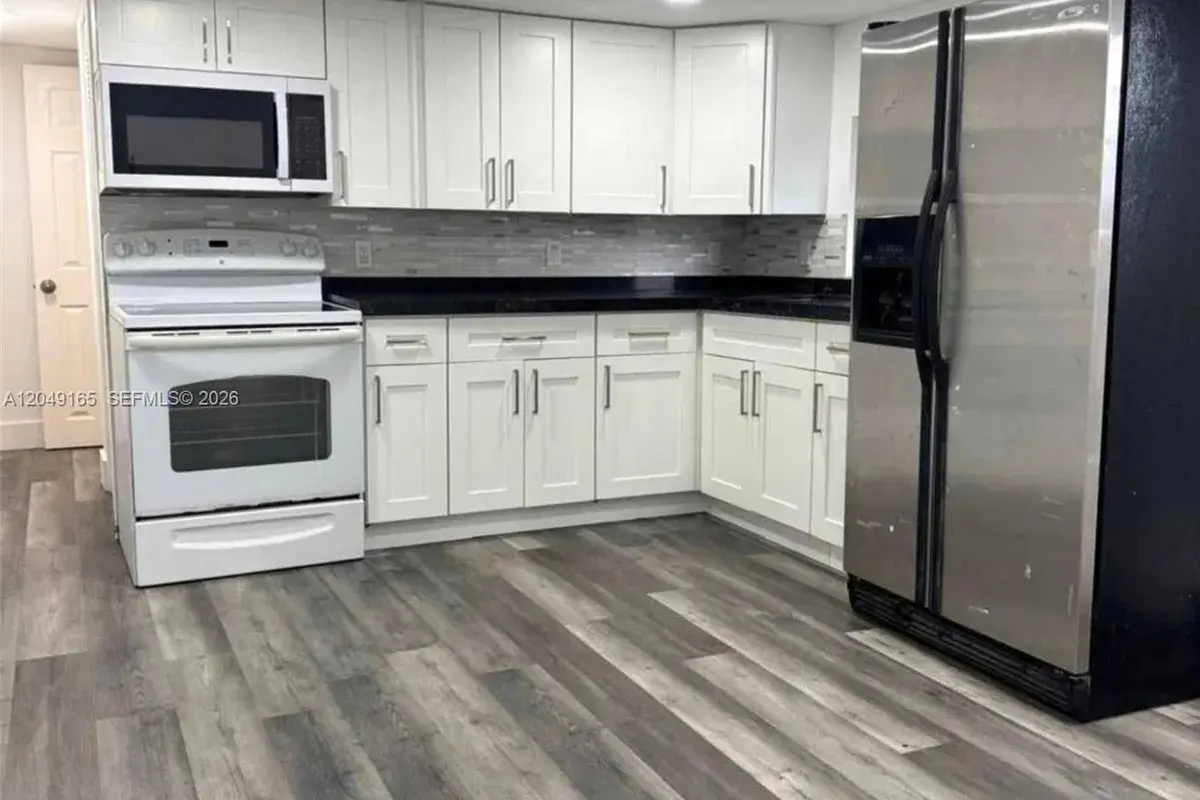 2780 NW 29TH Court, Oakland Park FL 33311