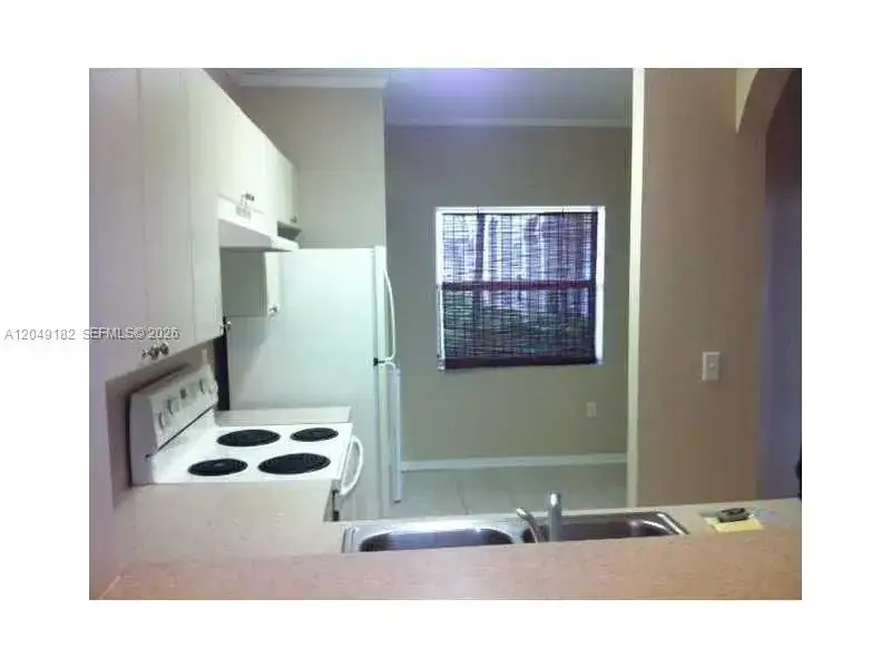 2304 SE 24 Ave # 2304, Homestead FL 33035 photo 2