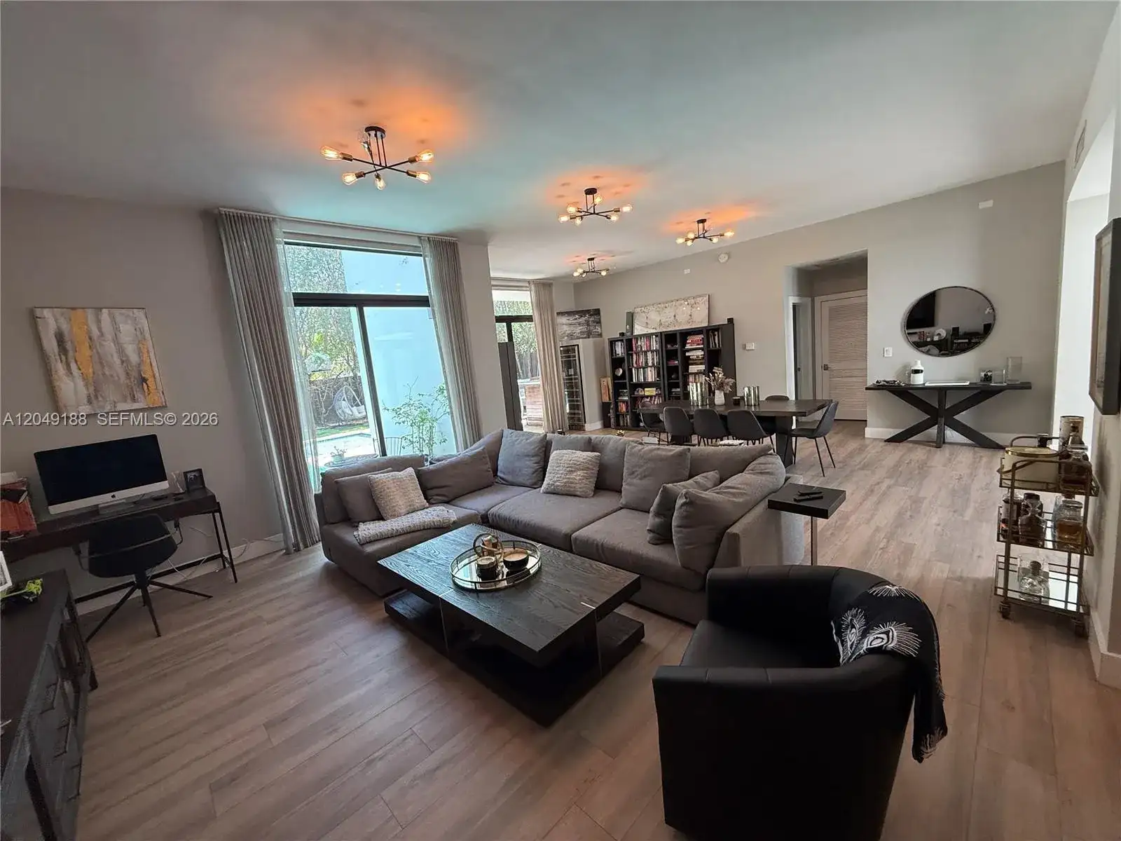 8631 Arboretum Ln, Miami FL 33138 photo 5