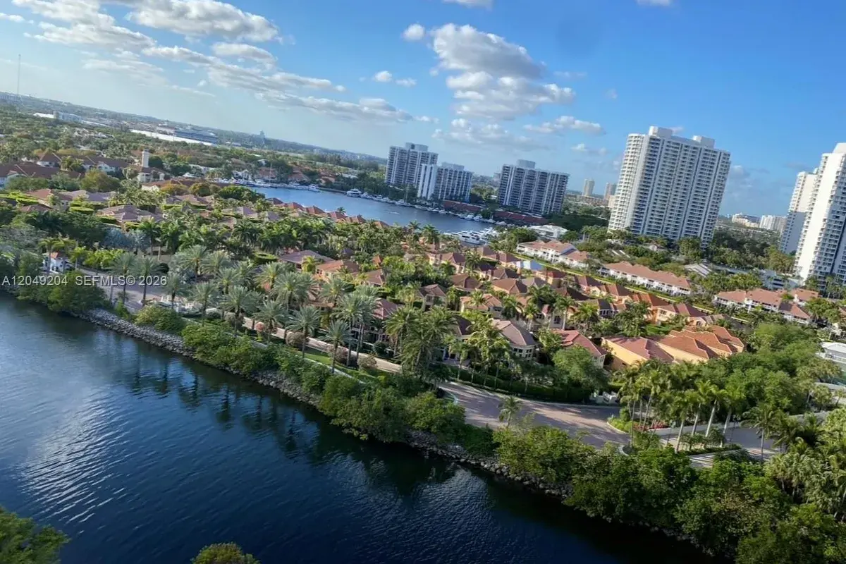 20505 E Country Club Dr # 1739, Aventura FL 33180