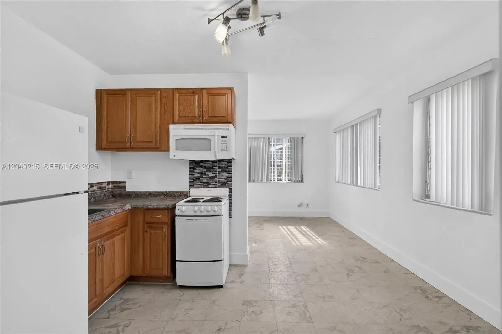3205 NW 3rd St # 3205, Miami FL 33125