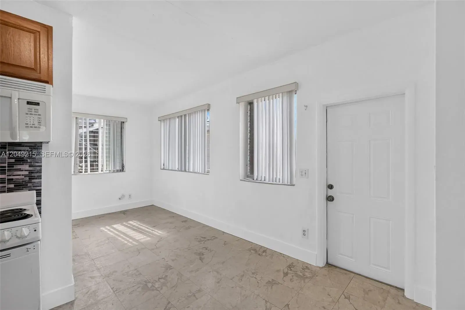 3205 NW 3rd St # 3205, Miami FL 33125