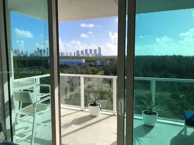 15051 Royal Oaks Ln # 1101, North Miami FL 33181 photo 4