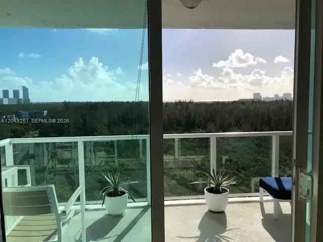 15051 Royal Oaks Ln # 1101, North Miami FL 33181 photo 5