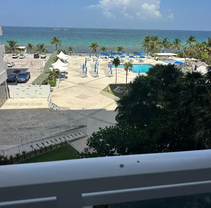 2030 S Ocean Dr # 416, Hallandale Beach FL 33009