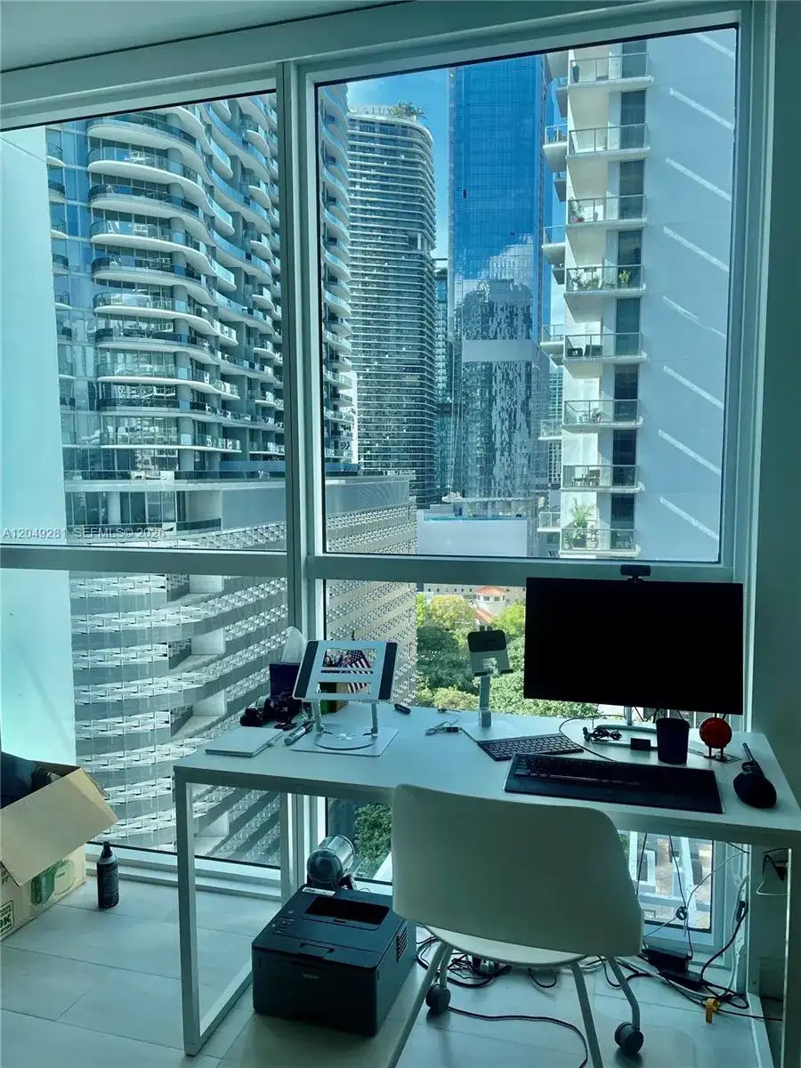 1080 Brickell Ave # 1709, Miami FL 33131 photo 4
