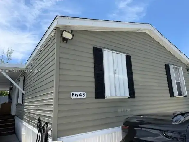 9674 NW 10th Ave LOT F-649, Miami FL 33150
