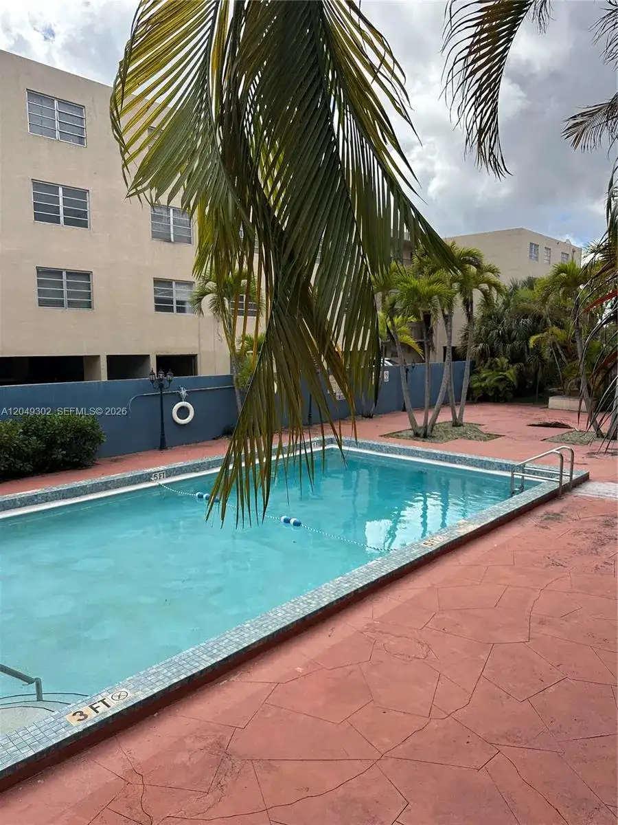 399 NW 72nd Ave # 310, Miami FL 33126 photo 2