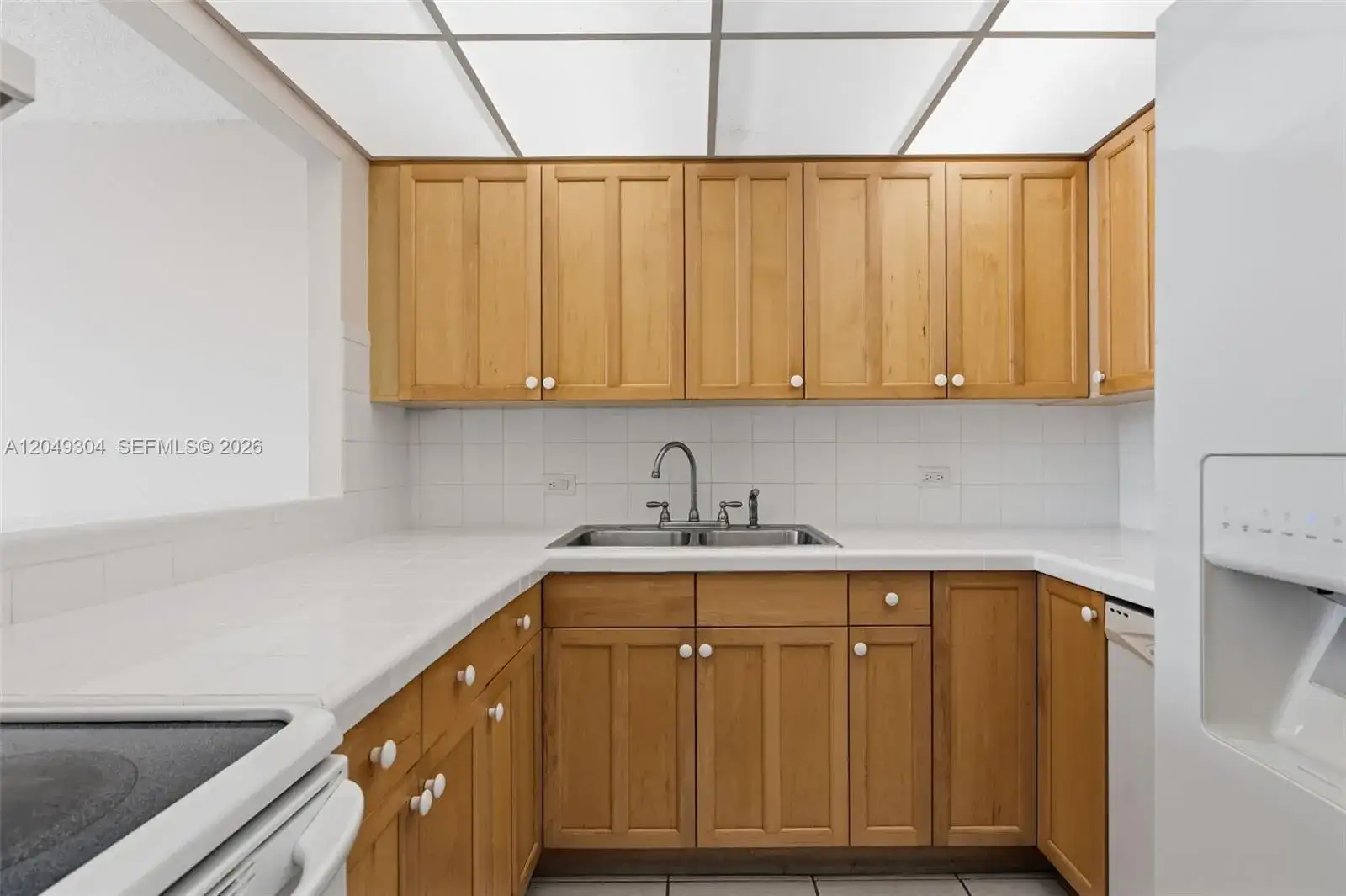 10425 SW 112th Ave # 302, Miami FL 33176 photo 3