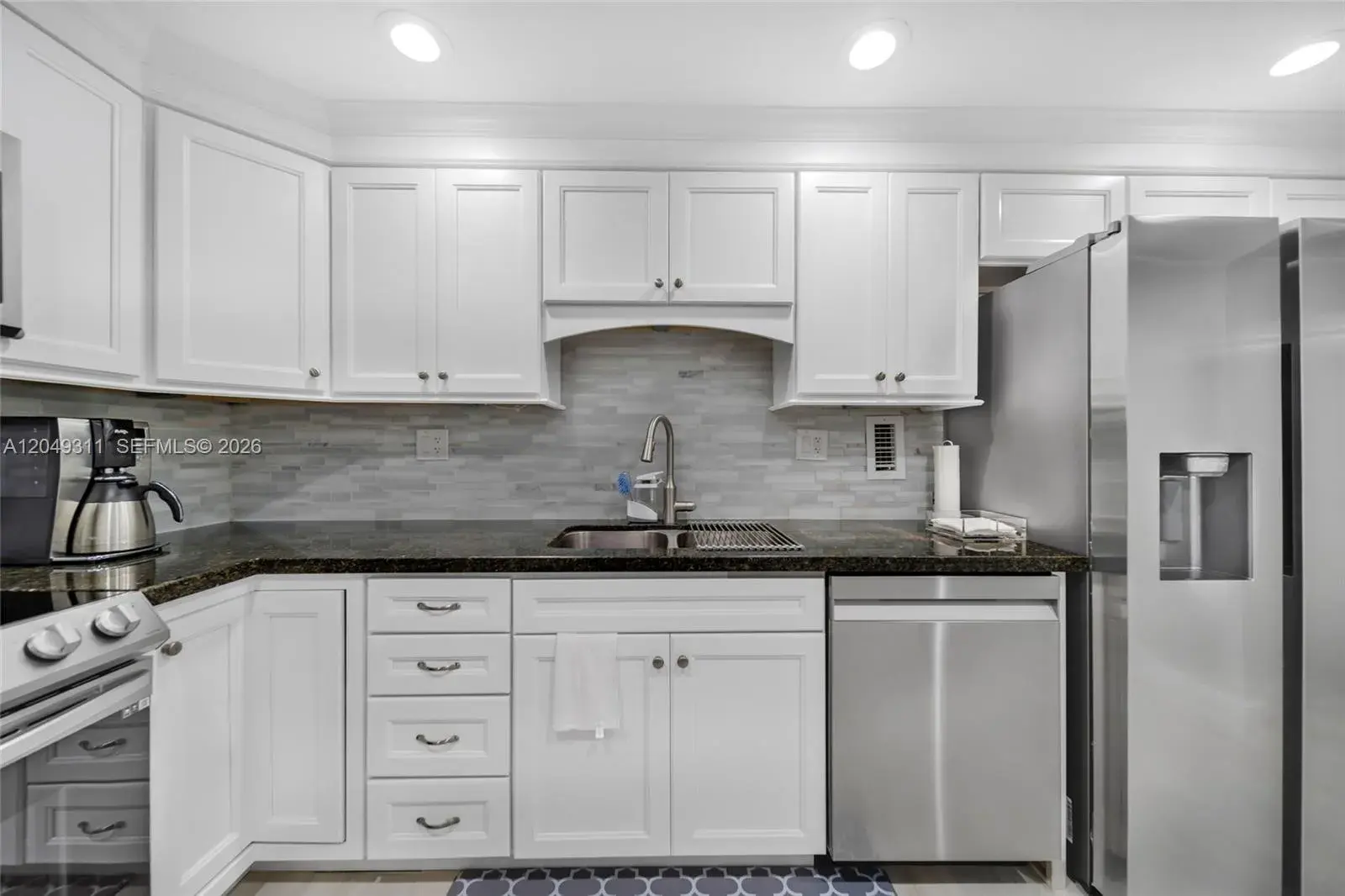 4250 Galt Ocean Dr # 1J, Fort Lauderdale FL 33308