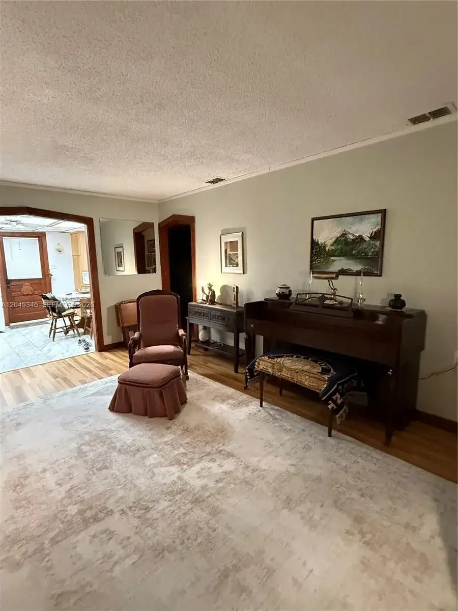 229 Granada Blvd., Fort Myers FL 33905 photo 2