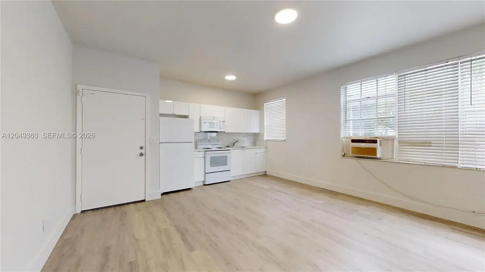 828 Pennsylvania Ave # 7, Miami Beach FL 33139 photo 2