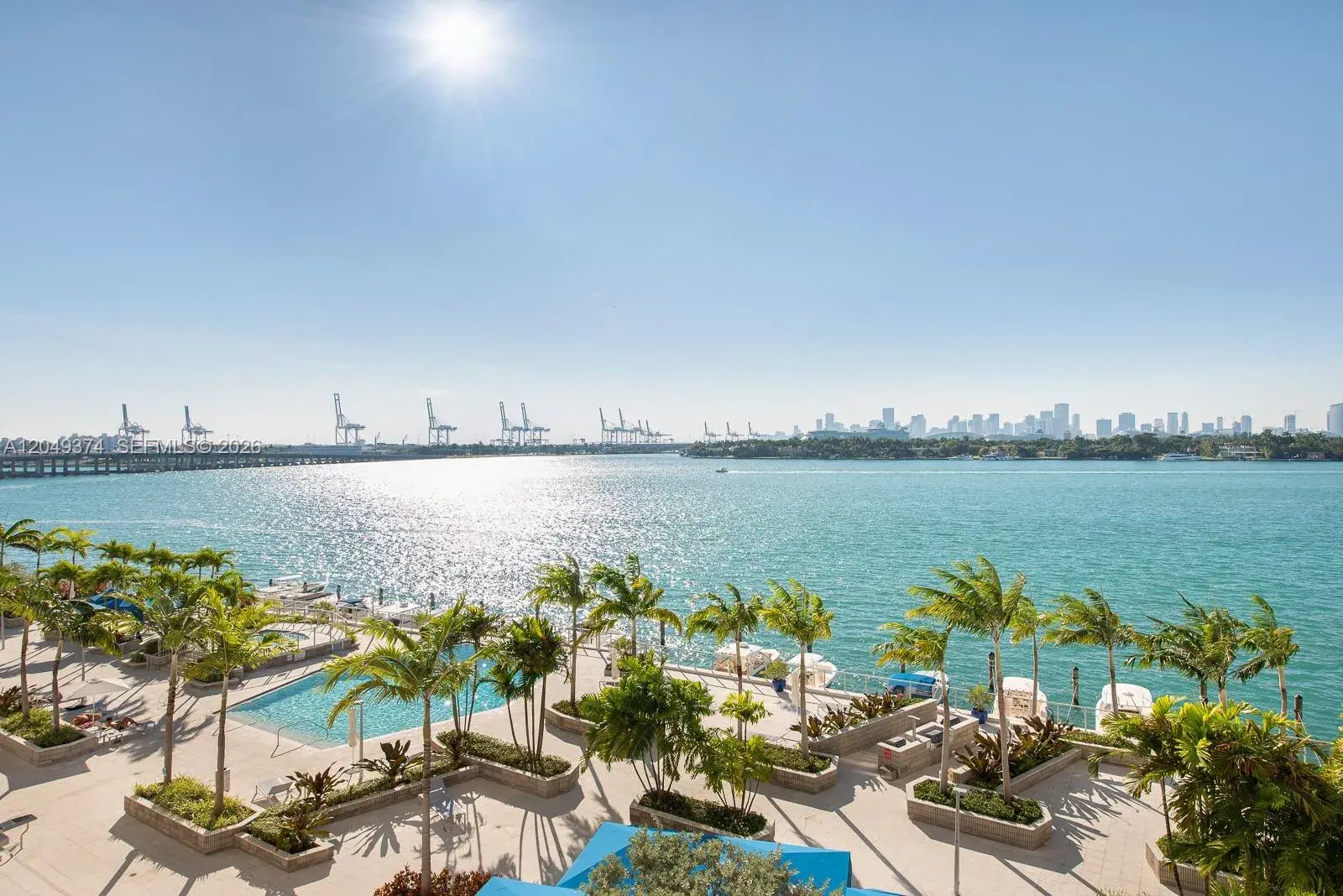 1 bedroom 1 bath Residential for sale at 800 West Ave # 631, Miami Beach FL 33139