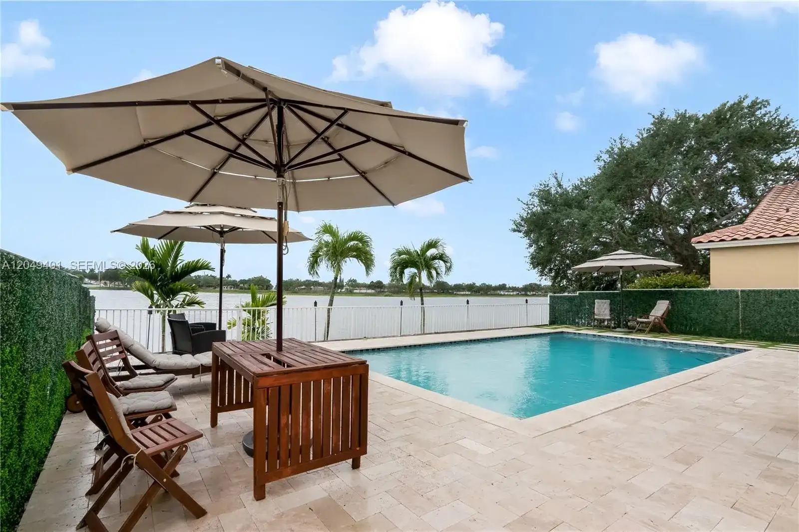 13724 SW 52nd St, Miramar FL 33027 photo 3