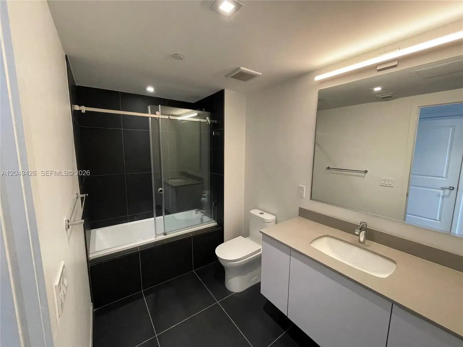 1600 NE 1st Ave # 3603, Miami FL 33132 photo 3