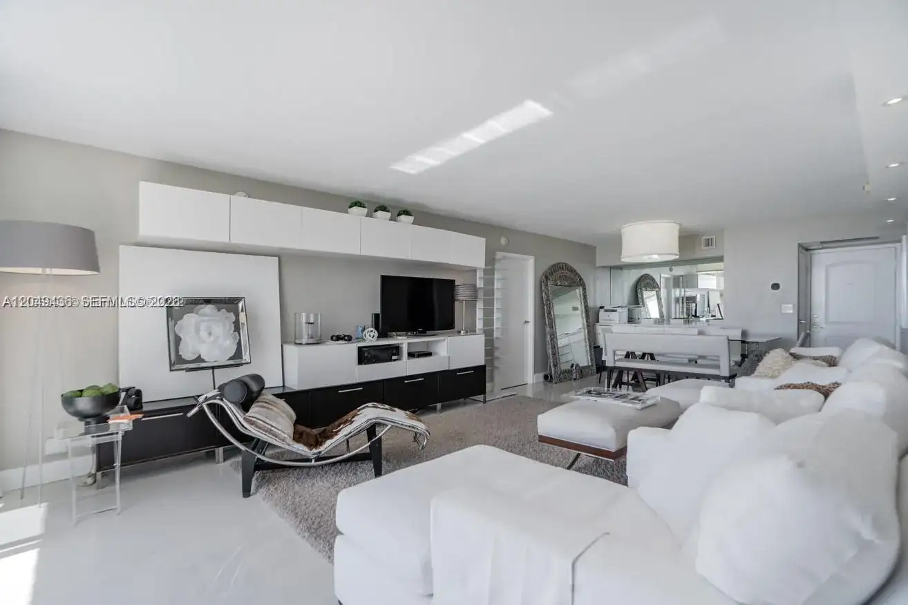 100 Bayview Dr # 1622, Sunny Isles Beach FL 33160 photo 5